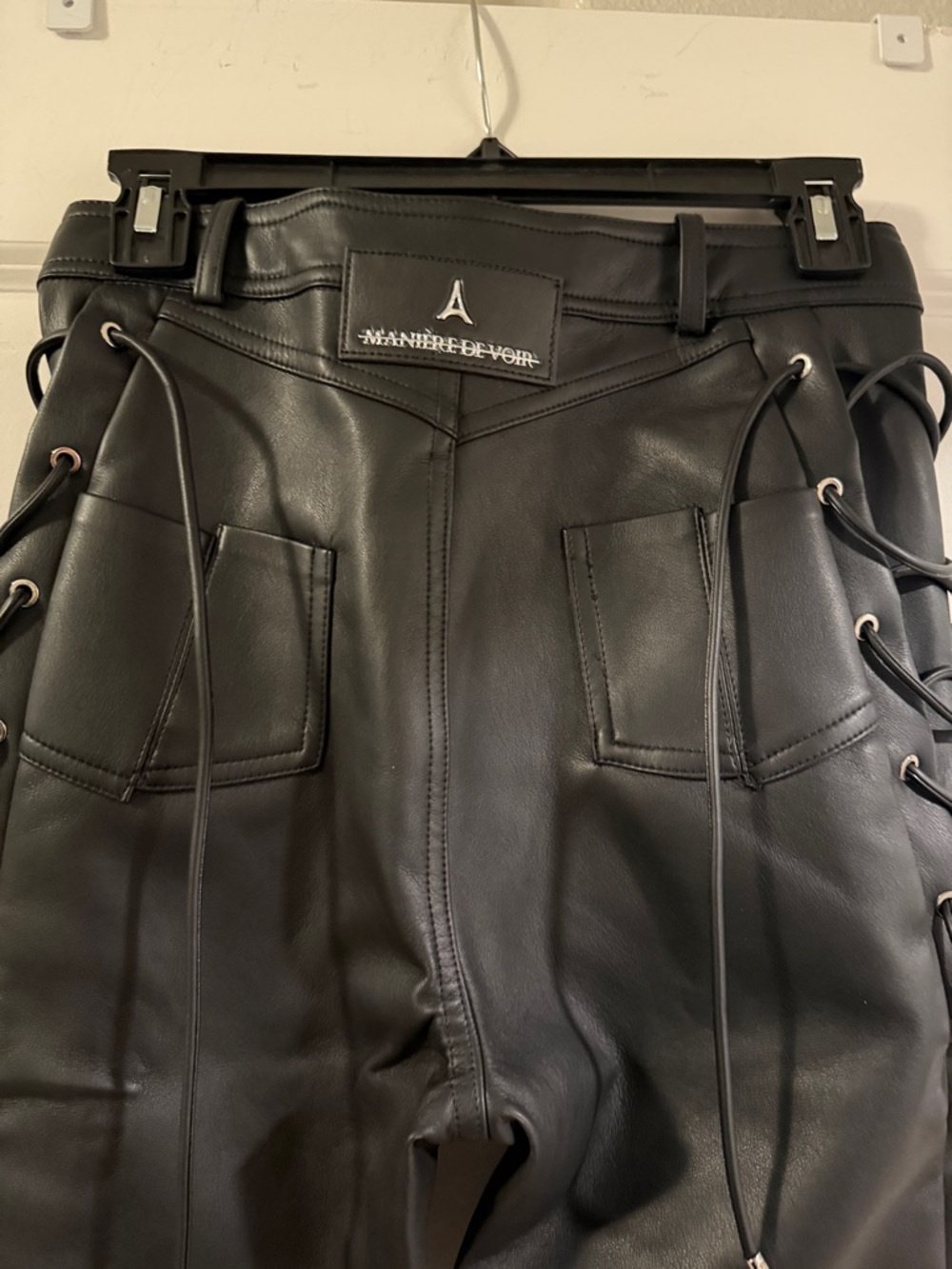 Maniere De Voir Black Faux Leather Pants with Branded Tag - Picture 6 of 10
